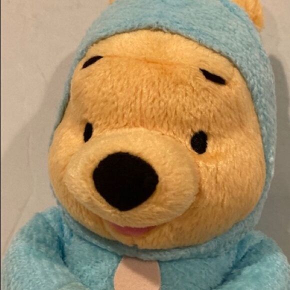 Vintage Winne the Pooh ‘Springtime Pooh’ Fischer Price Plush Toy - Picture 4 of 9